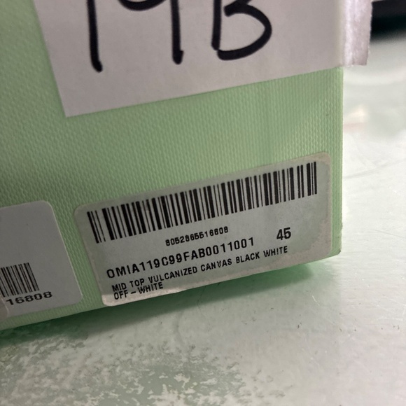 Men’s Off-White Sneaker Vulcanized Mid Pre Owned SZ 45 Used W/Box - Picture 4 of 16